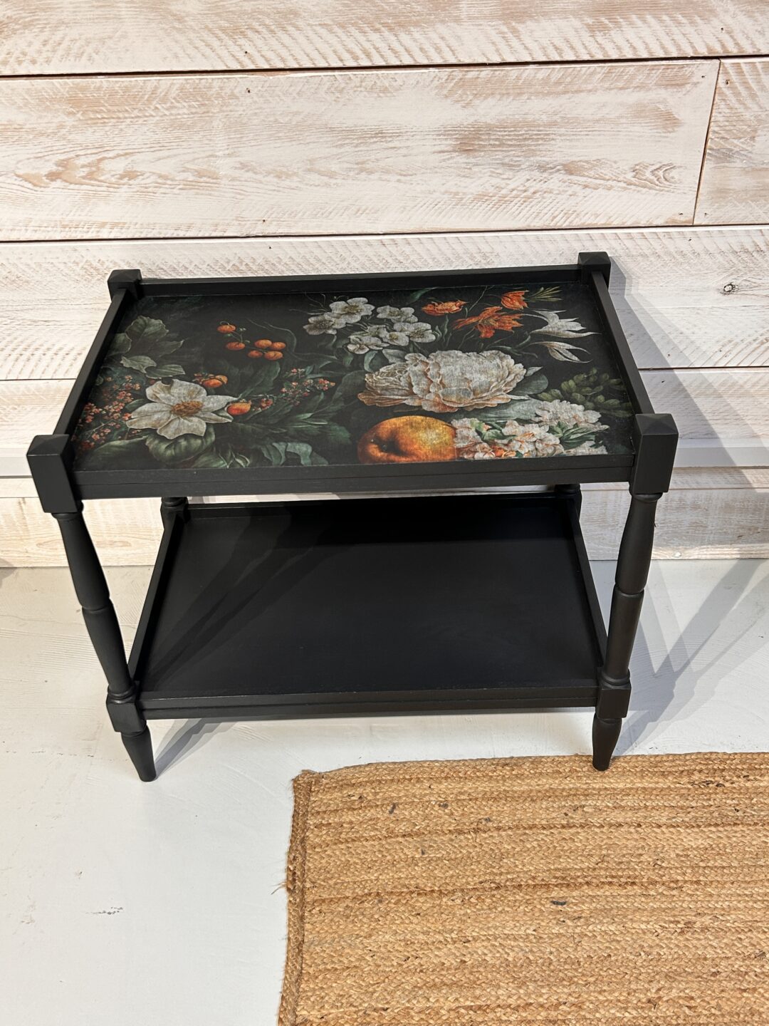 Occasional solid oak Whatnot side, coffee table - Image 8